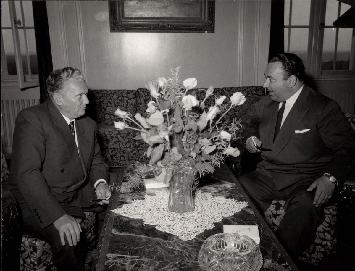 Teodoro Castro (right) meeting Tito in Belgrade, 27 April 1953. Photo service of president Josip Broz Tito, Museum of Yugoslavia. 